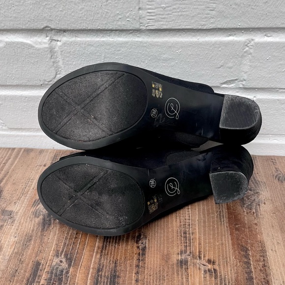 Chinese Laundry Black Suede Albright Platform, SZ 7.5 EUC - Picture 6 of 8